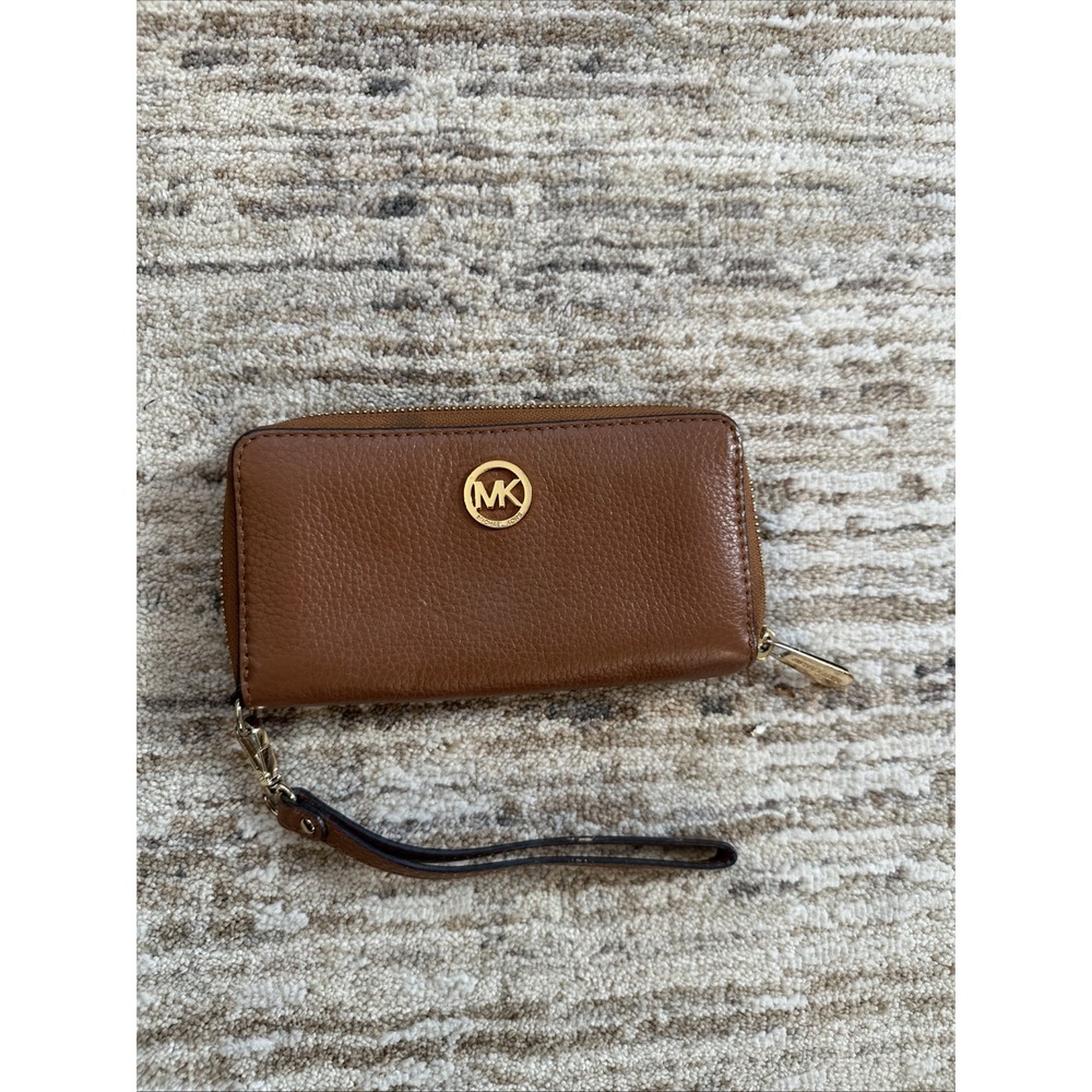 Michael Kors Wallet Wristlet Jet Set Travel MK Flat Multifunction Phone 7 x 4.5"